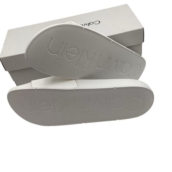 Calvin Klein Unisex Slide Sandals White Size 10M Casual Summer - Picture 6 of 7